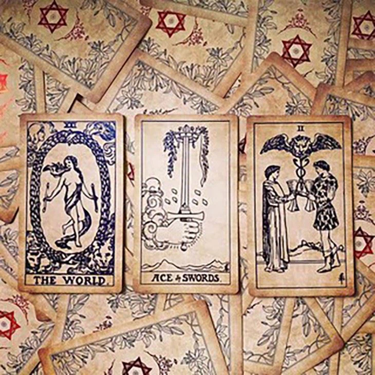 Tarot Ntawv Embossing
